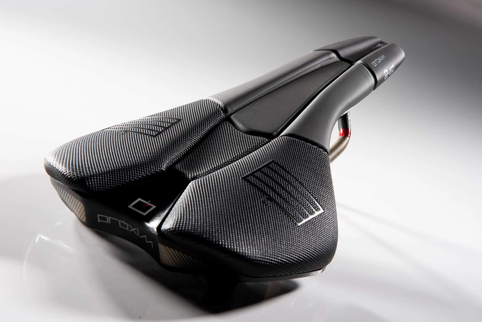 Unisex's Proxim W450 Performance Tirox e-Bike Saddle Black 155mm - Image 3 of 4