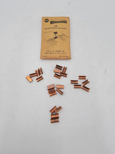 Gilbert American Flyer Auto-Rama - 24 x Roadway Locks
