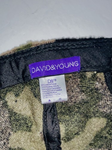 New David & Young NY L Fur Pom Women's Hat - Picture 2 of 5