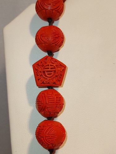 VINTAGE~Joan Rivers~**COLLANA FINTO CINABRO 30"**~Rosso intagliato~NODATO~tono oro - Foto 5 di 9