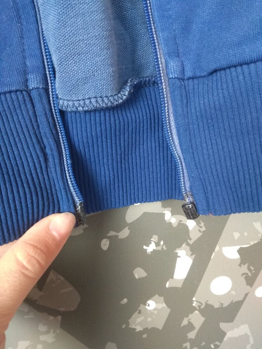Adidas Vintage Jacket With Zipped Track-Top 80s 90s Blue Adidas Vintage Jacket With Zipped Track-Top 80s 90s Blue