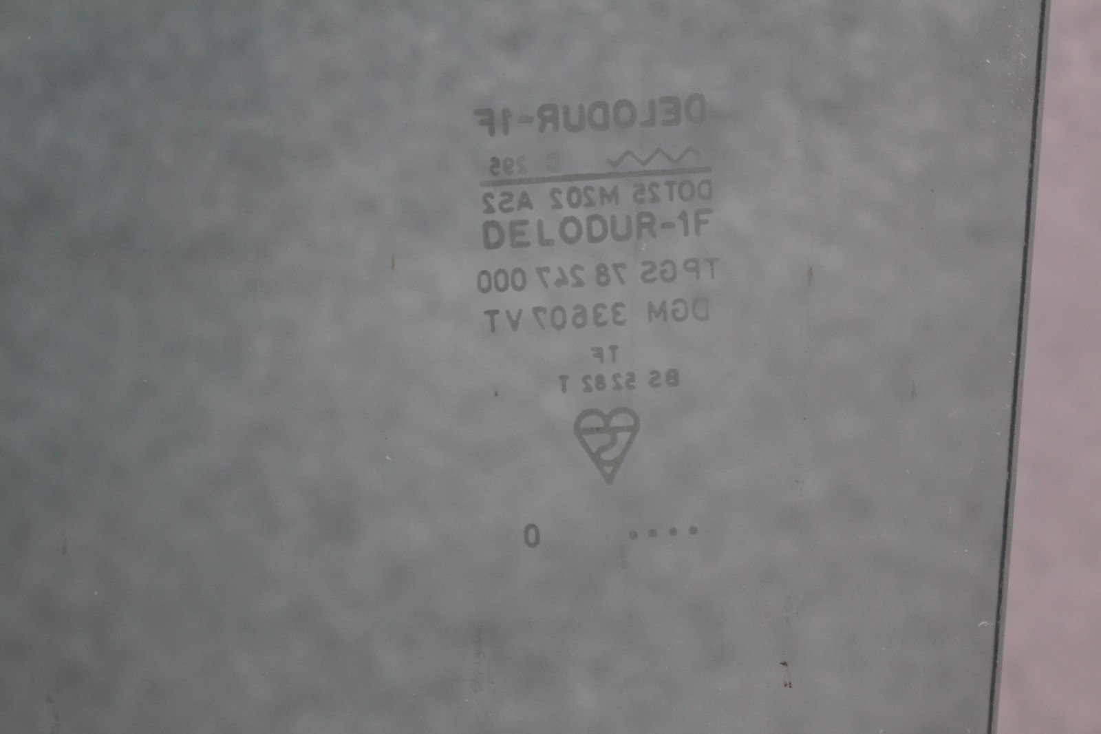 Ferrari Mondial, LH, Left, Front Door Glass, Used, P/N 61034200