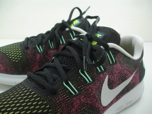 Zapatos para correr negros burdeos 10,5 M Nike Free RN 2 2017 Flyknit 880839-005 para hombre - Imagen 4 de 12