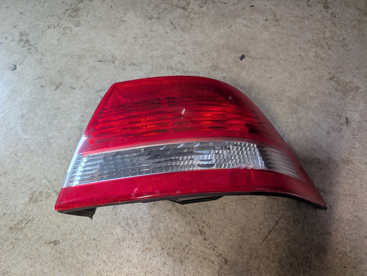 03 04 05 06 07 Saab 9-3 Passenger RH Right Side Tail Light