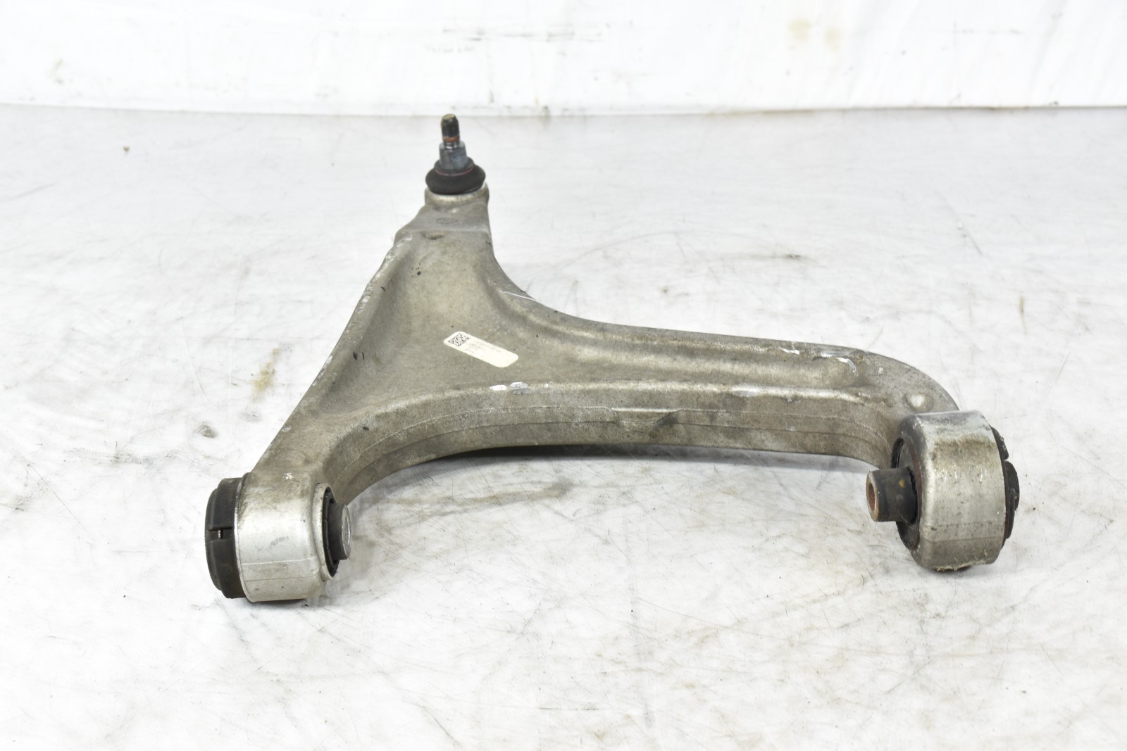 Maserati Ghibli 2014-2019 Front Right Lower Control arm P/N 06700071790
