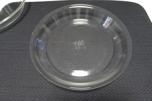 Pyrex by Corning 210 Deep Dish Pie Plates Set of 2 USA - Picture 2 of 9