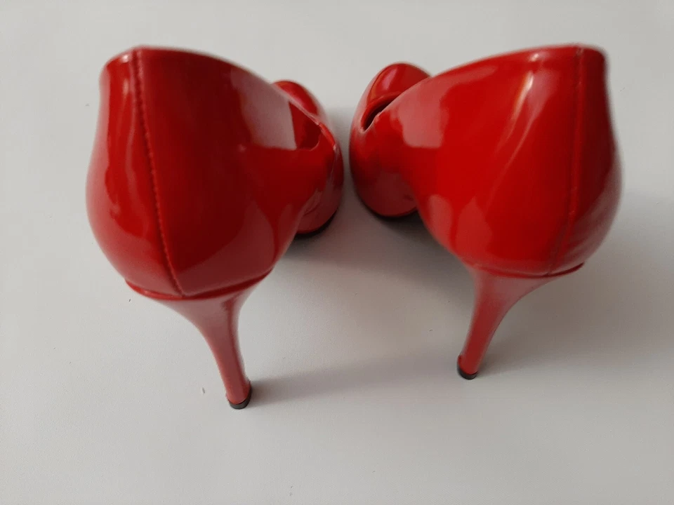 Zapatos Red Circle 4" Tacones Damas Talla 7 Rojo Charol Slipon Foto 4 de 4