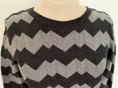 ANN TAYLOR grau Viskose Nylon Chevron 3/4 Ärmel Rundhals Pullover Oberteil Größe S