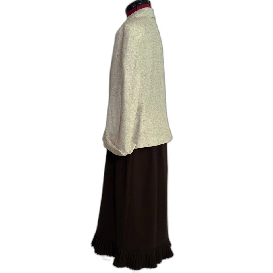 Le Suit Skirt Suit Women's Size 16 Cream & Brown 2-Piece Set Skirt & Blazer - Image 3 of 4