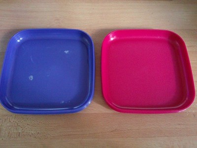Tupperware,     2 Picknickteller