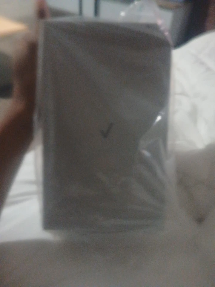 Mobel/SKU:WNC-CR200A,brand:Verizon Internet Gateway, Color: Gray - Image 2 of 4