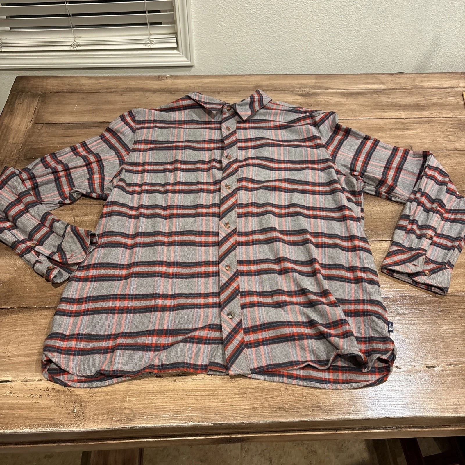 The North Face XXL Plaid Button Down Long Sleeve Shirt Mens