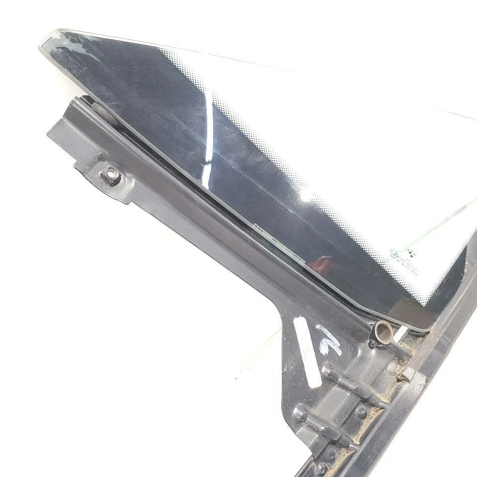 BMW Z3 1999 2000 2001 2002 OEM puerta delantera izquierda ventilación vidrio con moldura Foto 3 de 4