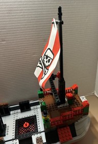LEGO 7075: Captain Redbeard's Pirate Ship INCOMPLETE