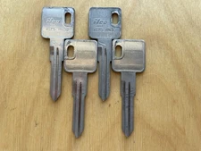 Chrysler X175 / RN32 Key Blanks. Lot Of Four(4) Blank Ilco USA Keys. Jeep Renaul