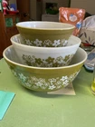 pyrex spring blossom crazy daisy mixing bowls