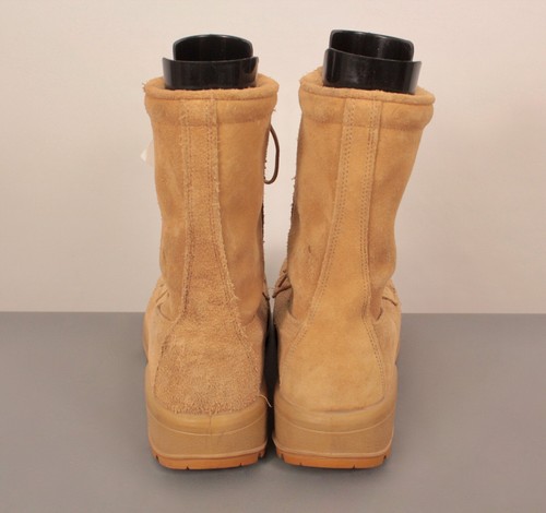 Men's NOS US Army Desert Boots 9.5 R Beige Suede Combat Boots Goretex - Picture 4 of 11