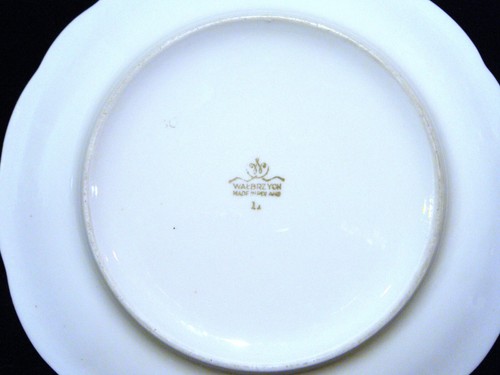 Vintage WALBRZYCH Poland "WLB3" Ornate Heavy Gold Scrolls w/ Black Dinnerware - Picture 23 of 106