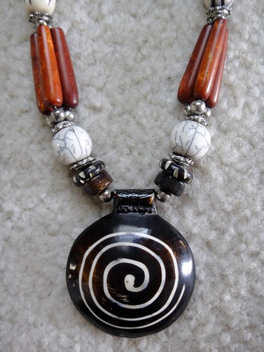 NEW Ethnic Authentic African Bone Trade Bead Necklace Pendant Tribal Folk Art - 第 3/10 張圖片