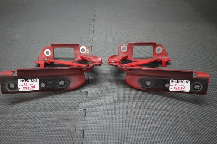 Chevrolet Camaro 2010-2015 juego de bisagras de capó diestro y derecho OEM Foto 3 de 4