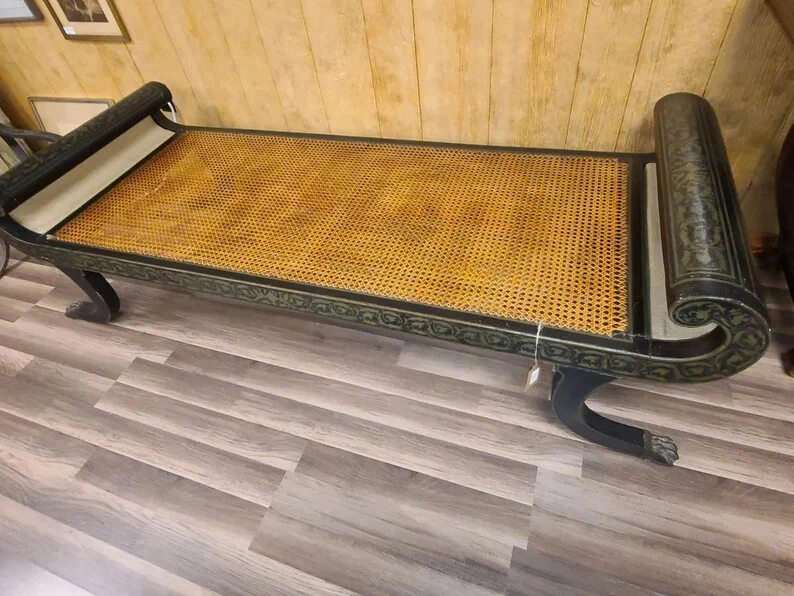 Antiguo Banco Cama Siglo XIX con Cojín de Seda Excelente Estado Estilo Francés Foto 4 de 4