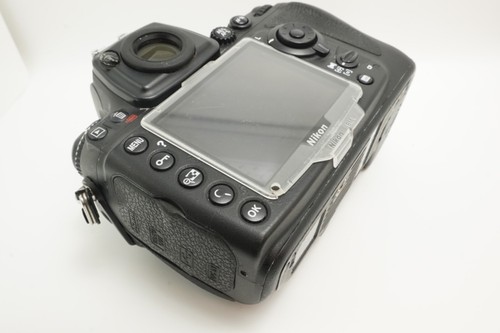 Nikon D700 12.1MP FX DSLR Camera Body Only + CF Card Tested from Japan - Picture 14 of 21