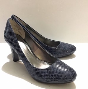 anne klein iflex black pumps