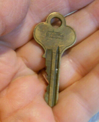 Vintage Lori Engine Eng Corp Southington Conn USA Brass Key Number A3068