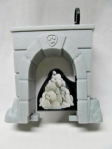 paw patrol adventure bay train set