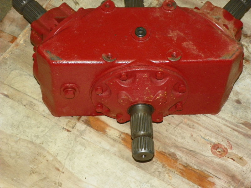 Alamo/Rhino 00769115 / 00757825 Batwing Divider Gearbox 1
