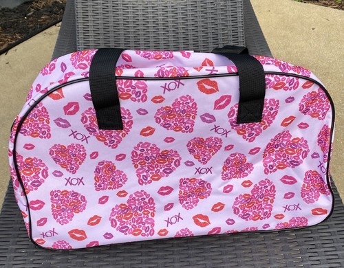 Betsey Johnson Carry-On Softside Pink Hearts XOX Polyester Rolling Duffel Bag - Picture 8 of 14