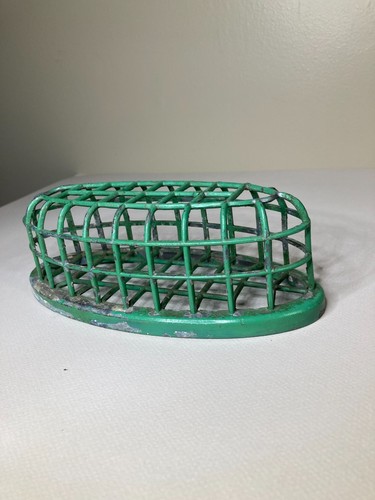 Vtg. Dazey Manufacturing Co. NY Green Metal 8" Oval Cage Flower Frog No. 14 - Picture 2 of 5