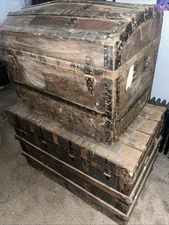 Vintage WOOD STEAMER TRUNK chest coffee table storage box antique old loft decor