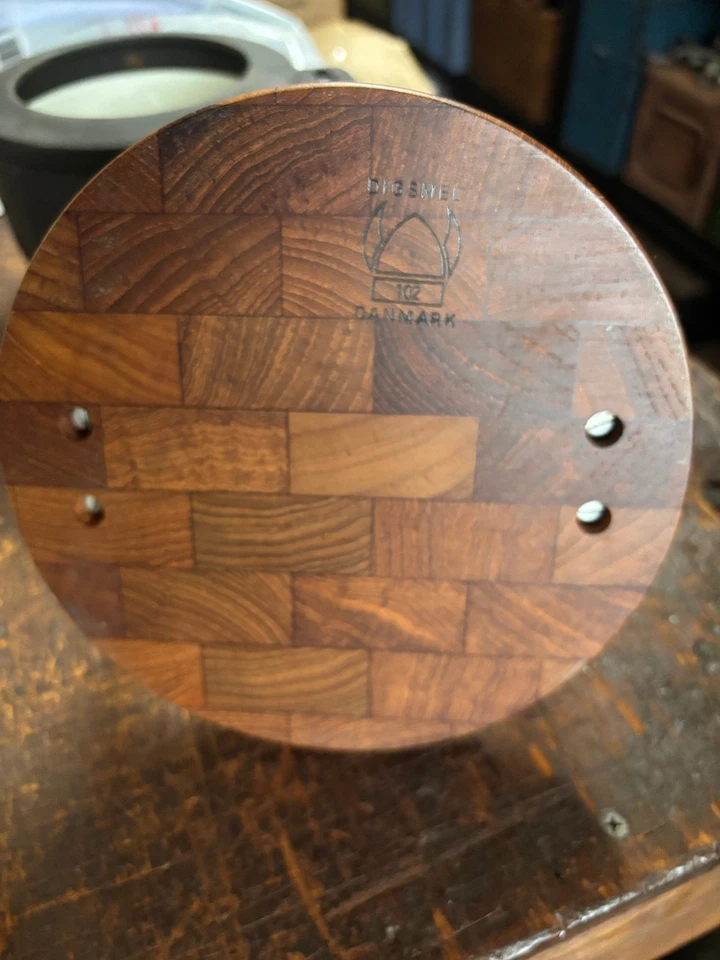 Raro juego de fondue de hierro fundido COPCO sobre soporte de madera estilo caldero DIGSMED Dinamarca Foto 3 de 4