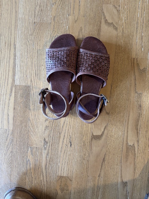 Bed|Stu Brisa Women’s Woven Leather Platform Sandals Brown Size 9.5
