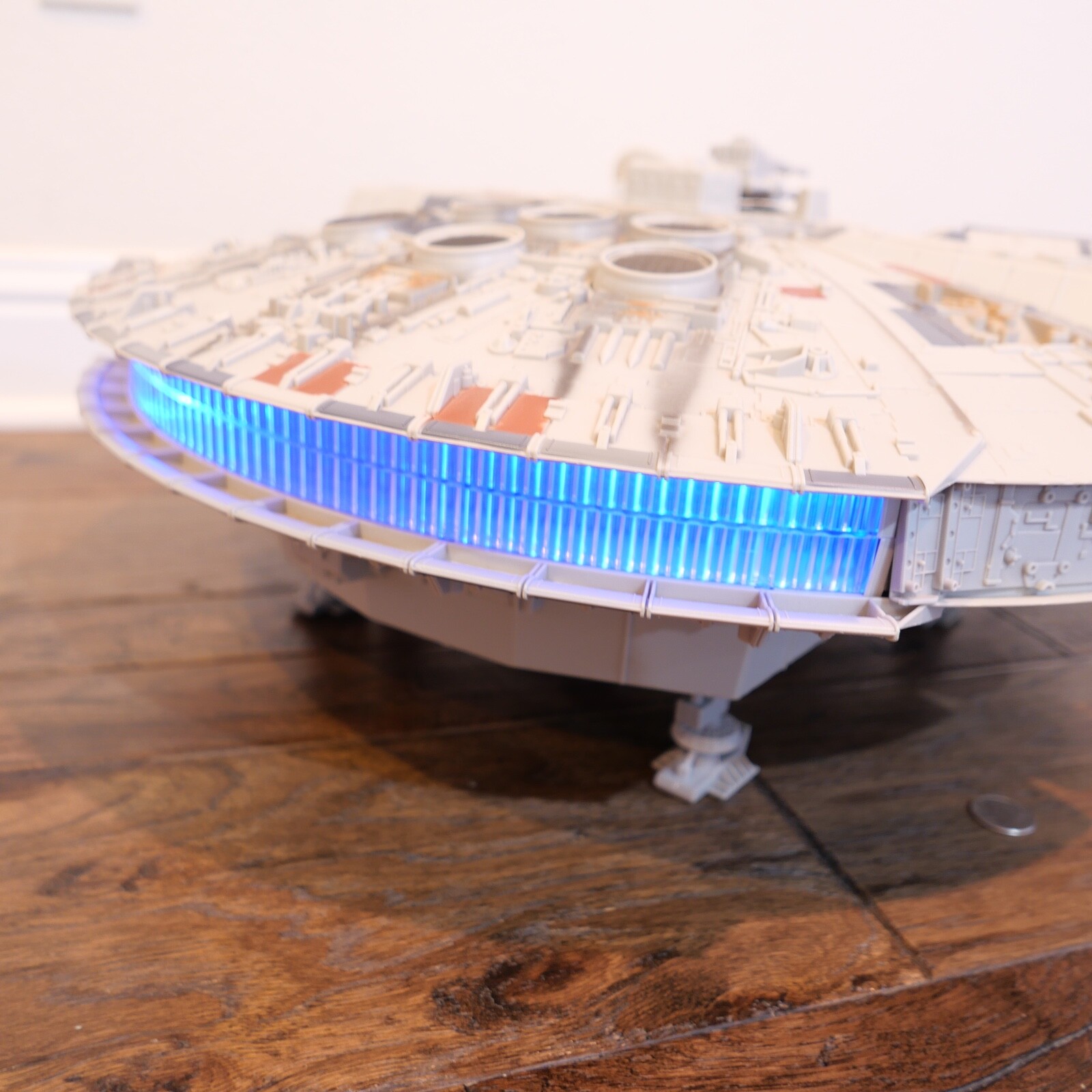 2008 Hasbro Legacy Collection Star Wars Millennium Falcon w/ Lights