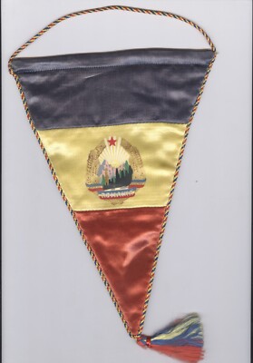 ancien petit FANION / WIMPEL PENNANT )) OLYMPIC TETEVEN * BULGARIA