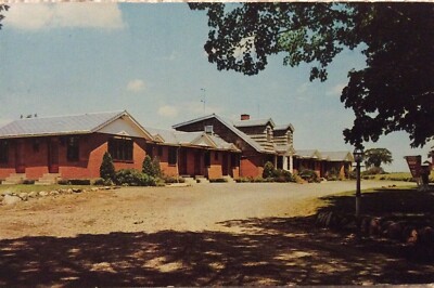Maison Motor Court - Madison, New York - Vintage Postcard 