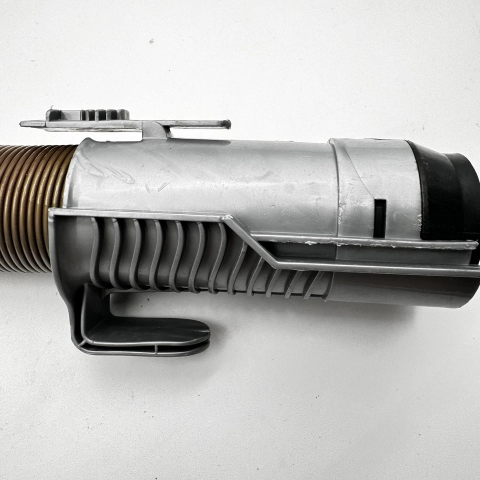 Conjunto de manguera para aspiradora Dyson DC07 rosa DY-915677-07 usado Foto 3 de 4