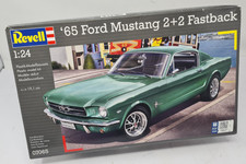 Revell 07065 Ford Mustang 1965 2+2 Fastback Classic American Car Model Kit 1:24