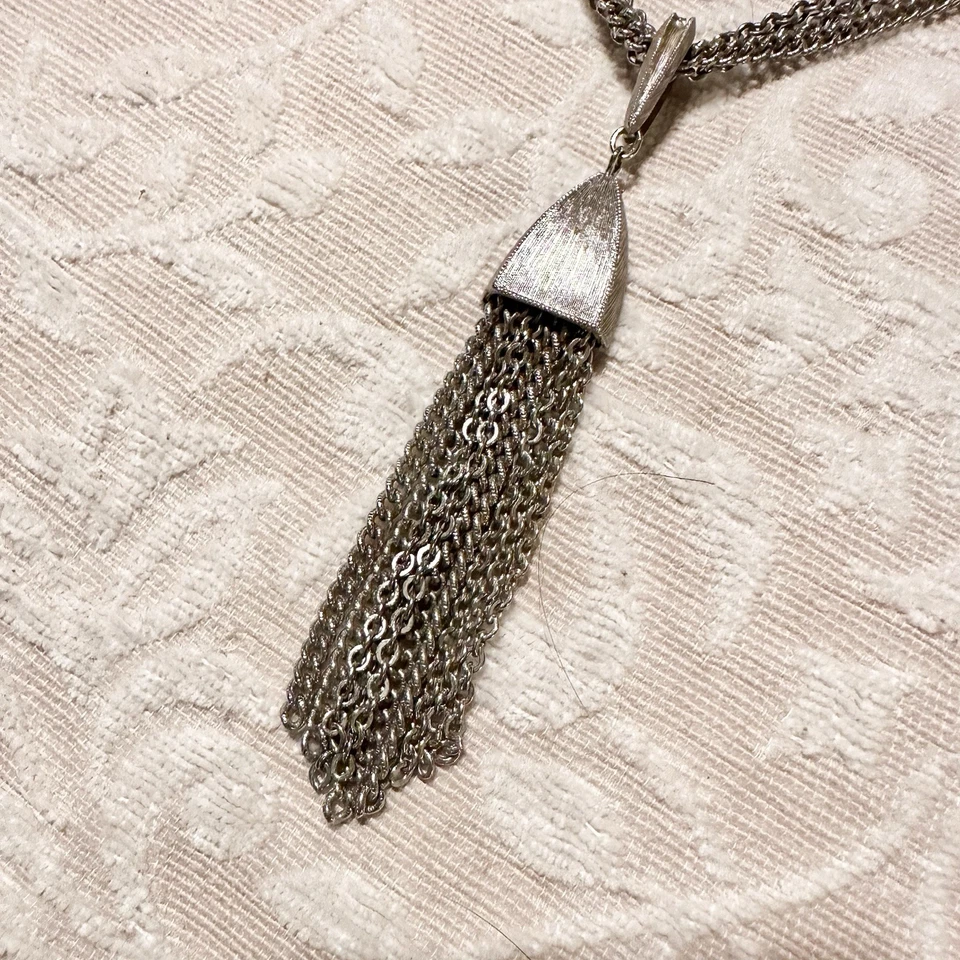 Collar clásico vintage Titanic cadena borla plata con bolsa de almacenamiento verde Foto 3 de 4