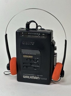 FULLY FUNCTIONAL Original Sony Walkman WM-FX33 Cassette Player With FM/AM Radio