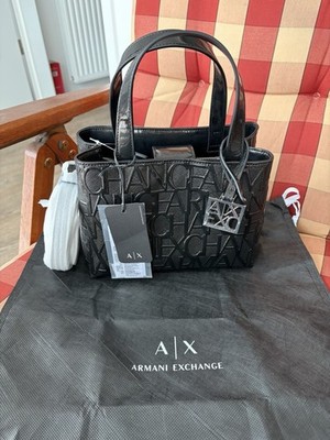 Armani Exchange Handtasche Schwarz Lack Neu mit Etikett 