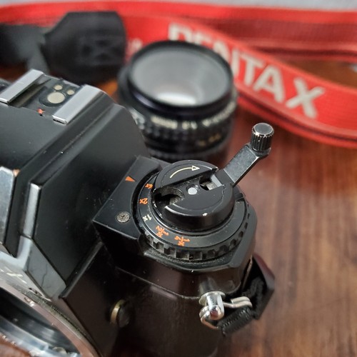Cámara fotográfica Pentax Program A negra de 35 mm con correa de lente Skylite de 50 mm incluida - Imagen 8 de 15