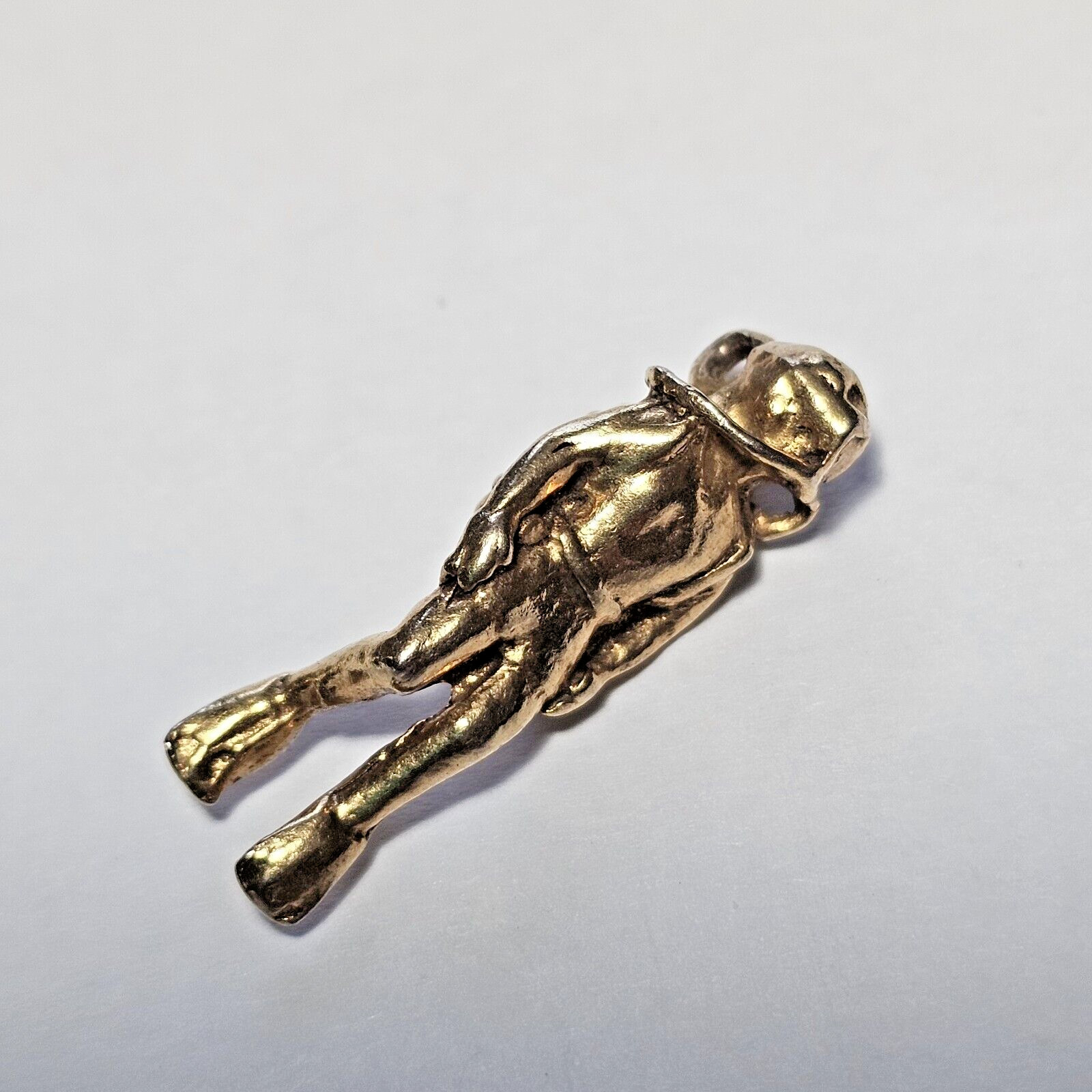 9kt Gold Deep Sea Diver Figural Pendant or Charm - image 7