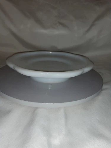 Anchor Hocking Milk Glass Flower Pedastal Plate Vintage  8"