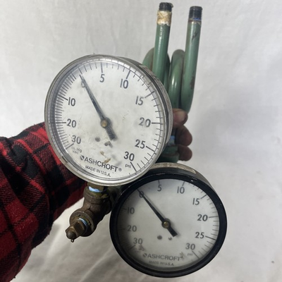 #ad Ashcroft Pressure Gauge 2C515 lot of 2 $25.00