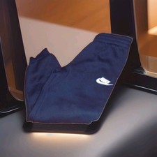 NIKE BOYS SWEATPANTS SIZE LARGE SIZE 7 AND YOUTH SMALL TSHIRT LOT