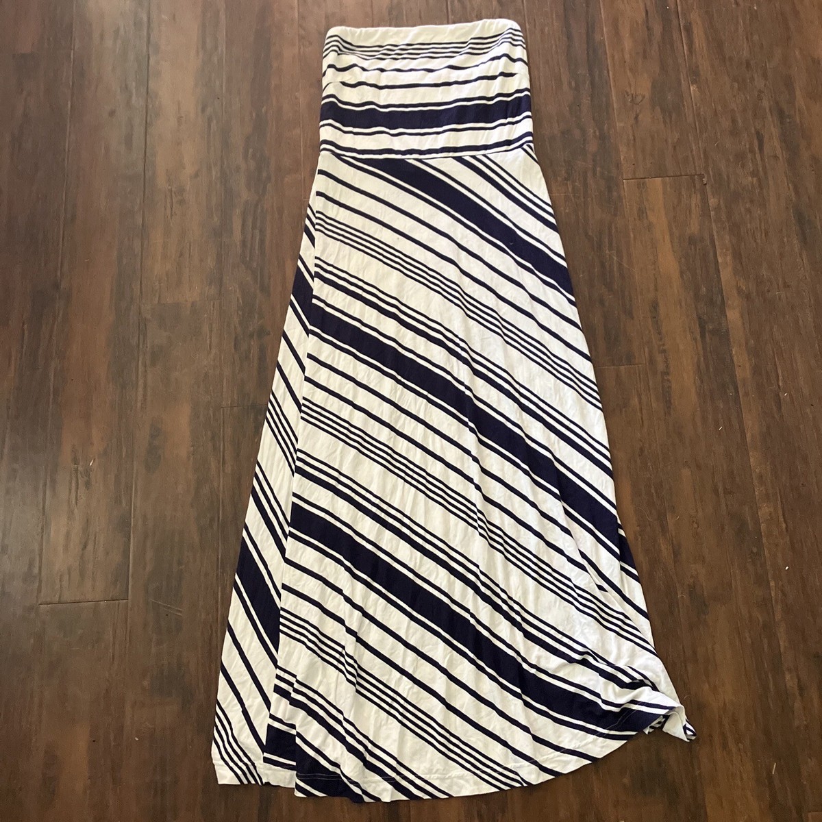 cotton dress online Buy Bunai Women's Pure White Maxi Online- Bunai Size:2 (US 6) image is possible. Short Bride The Magenta | Fuchsia