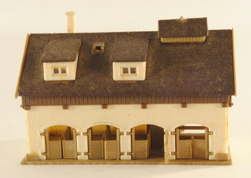 VOLLMER 27613 scuderia con piccionaia modello per diorama ferroviario N 1:160 | Zustand: Usato